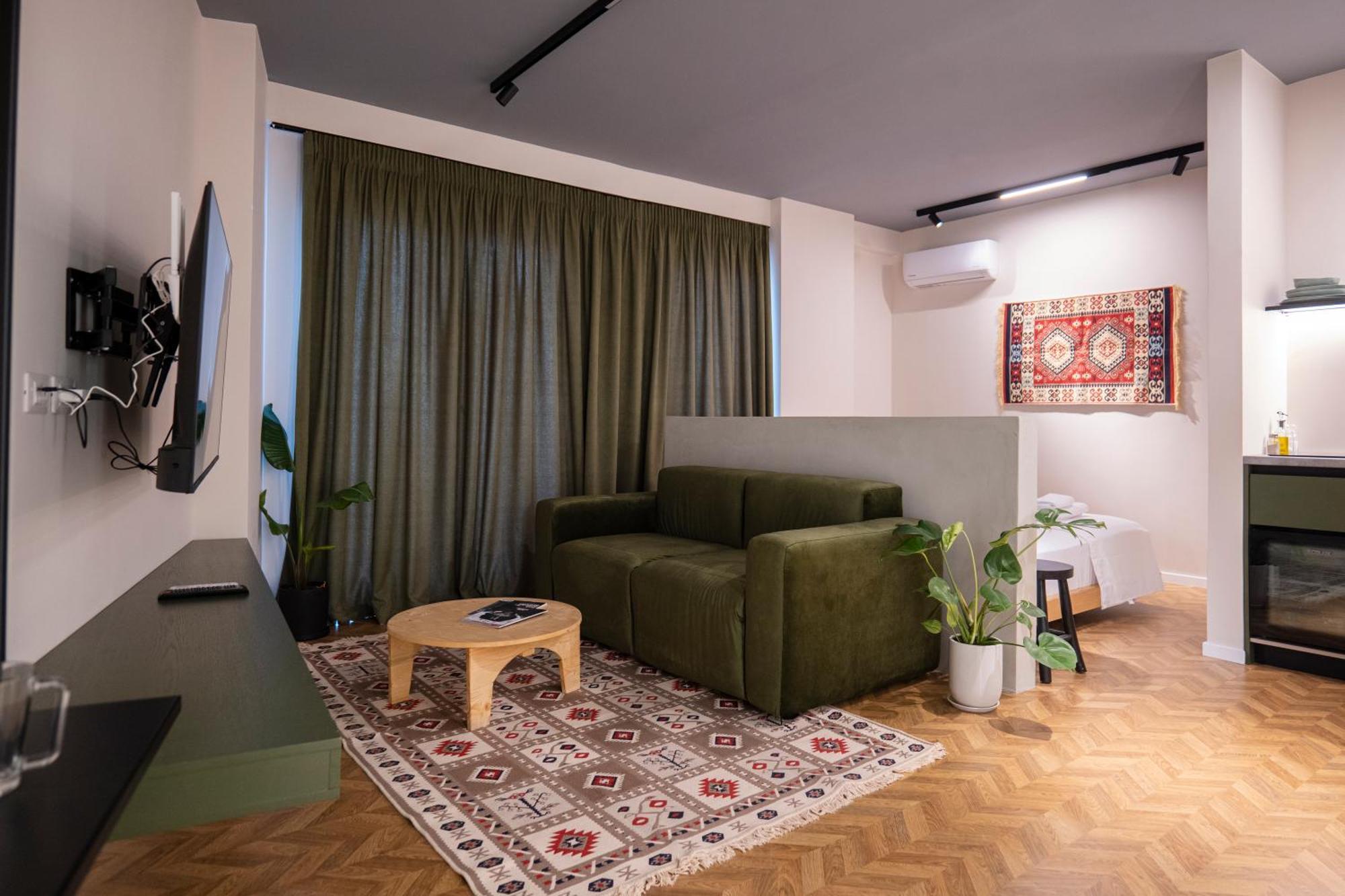 Muz Studios Tirana Buitenkant foto