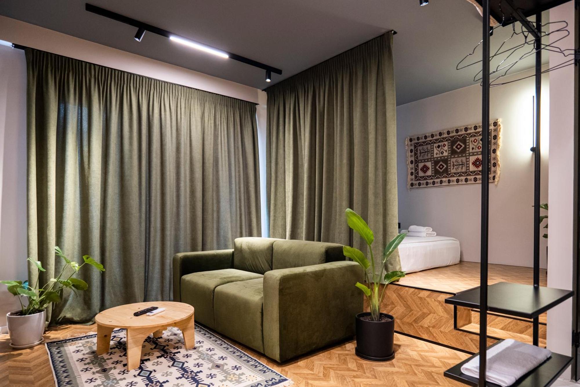 Muz Studios Tirana Buitenkant foto